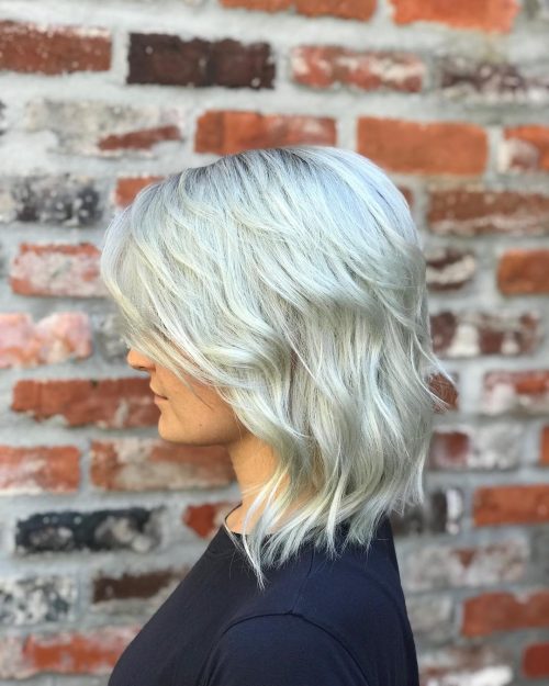 Medium Length Wavy Hairstyles: 38 Chic & Easy Ideas for 2024
