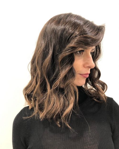 Long Hair with Side Bangs: 23 Stunning Style Ideas & Inspiration