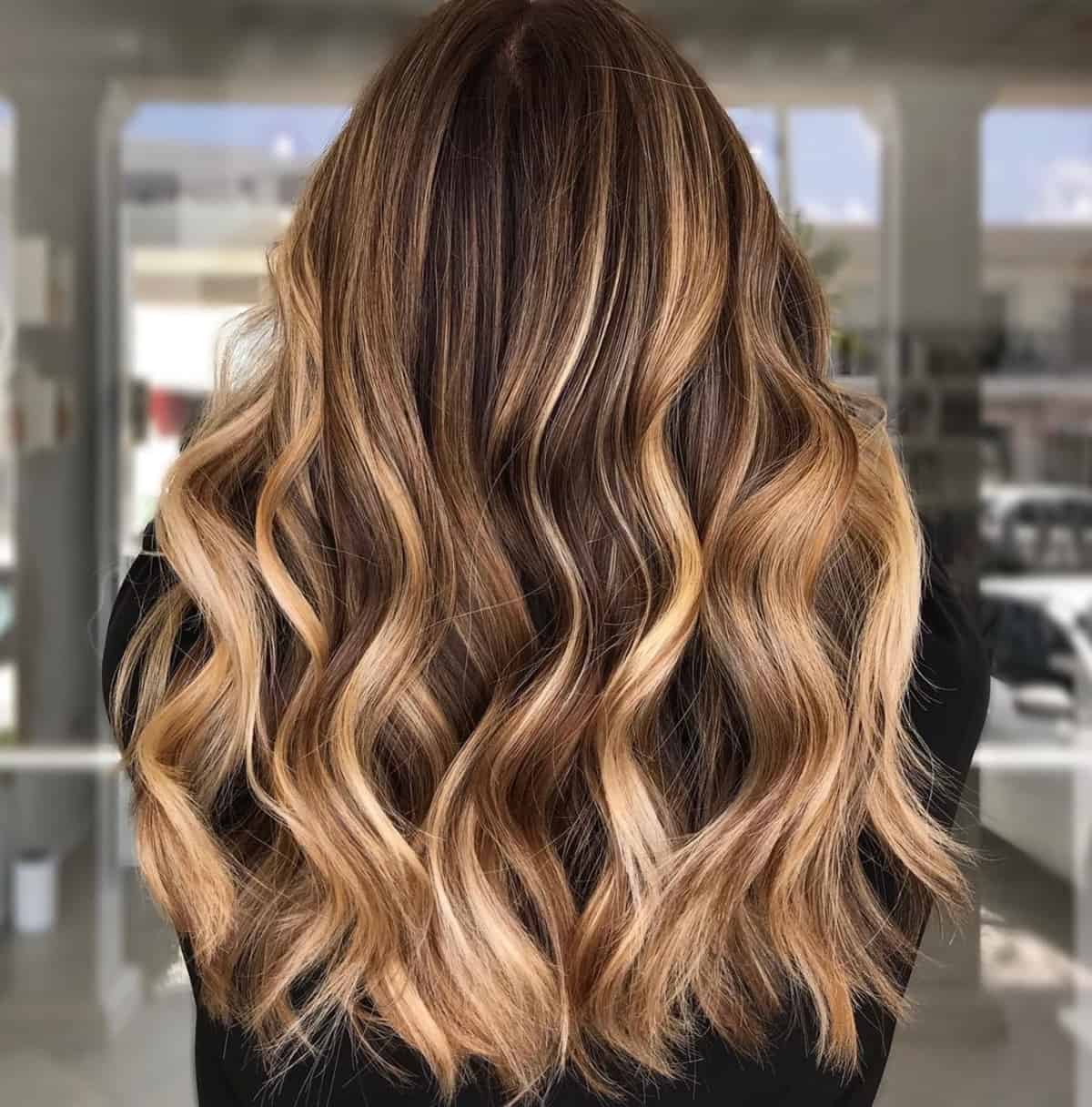 Honey Blonde Hair Color: 25 Stunning Shades for 2024