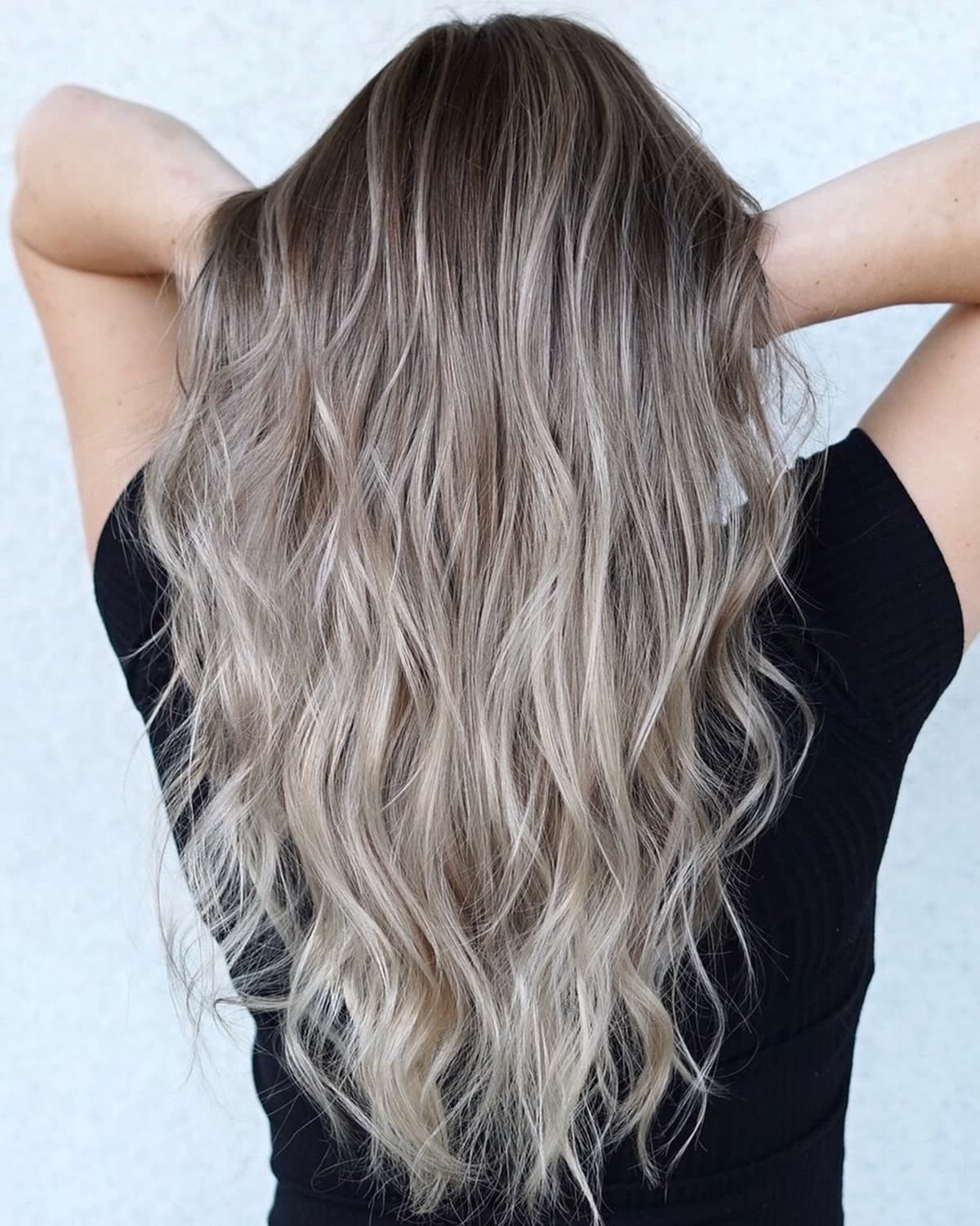 Sandy Blonde Hair Color: 24 Shades & Tips for Natural Depth
