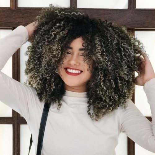 Curly Hair Ombre: 14 Stunning Examples & Expert Tips for 2024