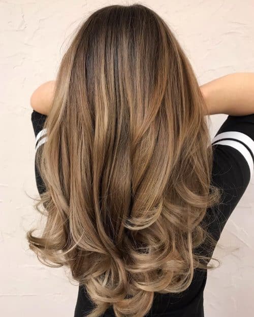 Blonde Hair with Dark Roots: 18 Stunning Ideas for 2024