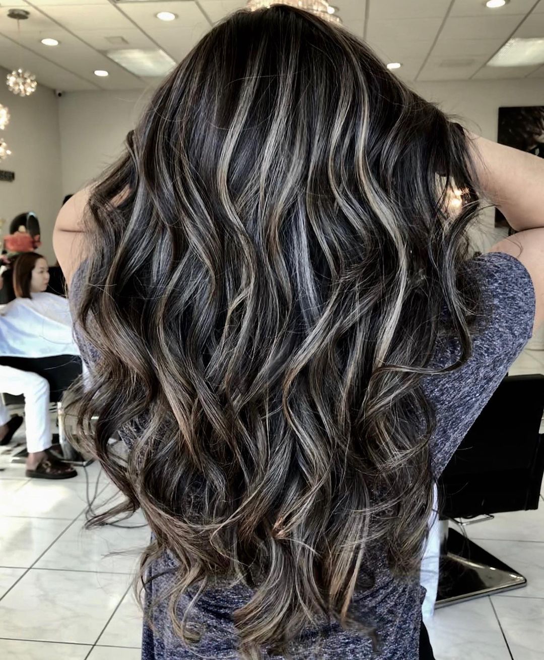 26 Stunning Black Hair Highlights: Trending Looks for 2024