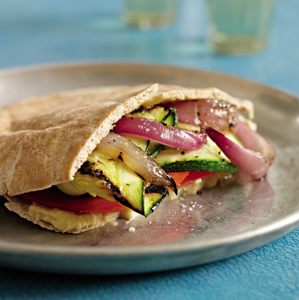 The Mediterranean Diet: Benefits for Weight Loss, Heart Health & Longevity
