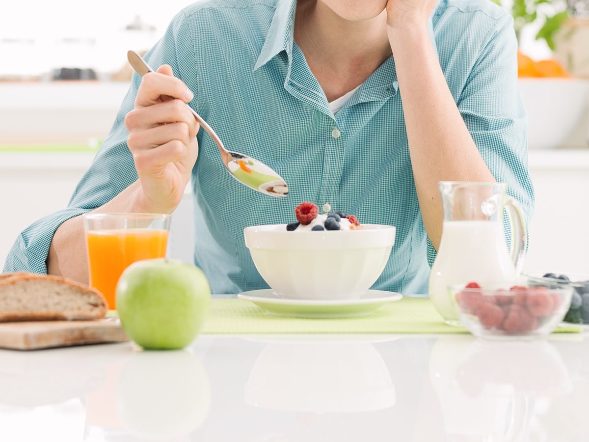 Effortless Weight Loss: 50 Simple Strategies (No Exercise Required!)