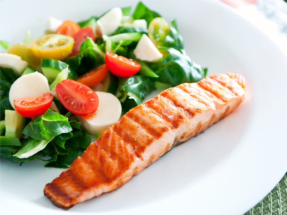 Weight Loss Salad Secrets: 6 Tricks for Effective & Filling Salads