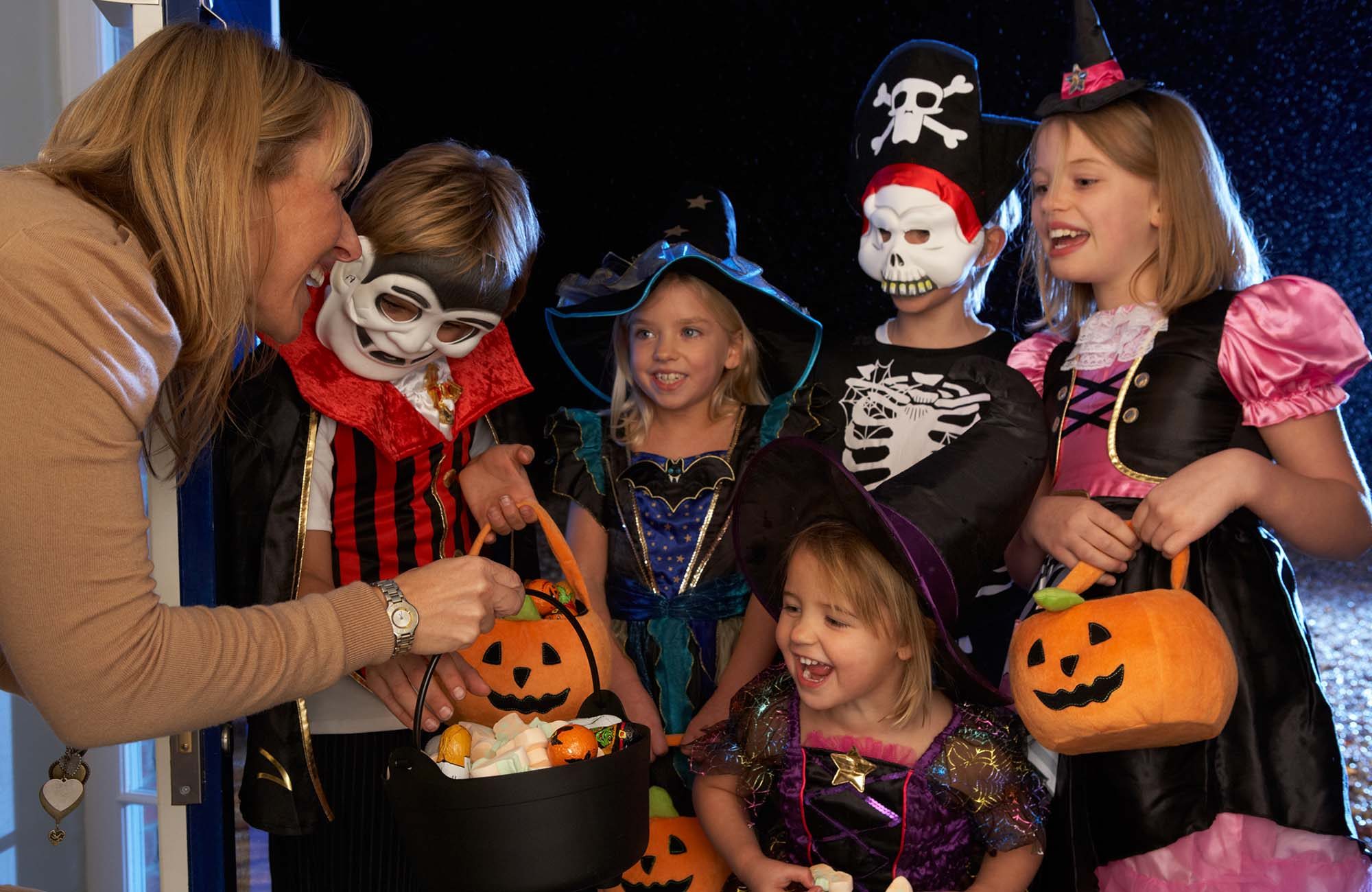 Healthy Halloween: 13 Tips to Manage Sugar Intake