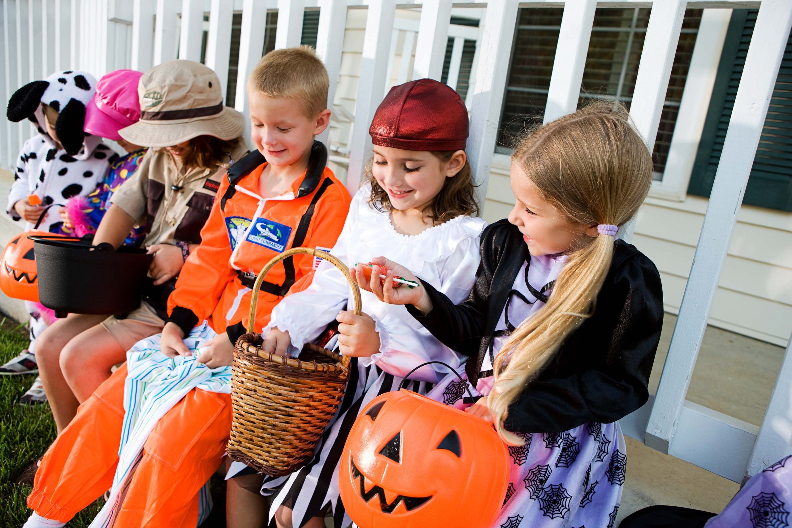 Healthy Halloween: 13 Tips to Manage Sugar Intake