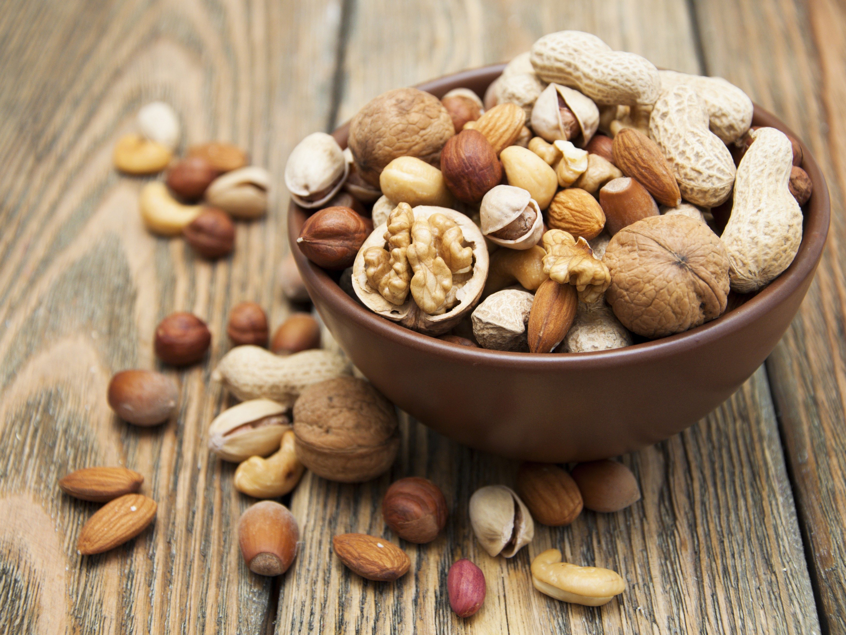 Effective Strategies to Curb Unhealthy Snacking Habits