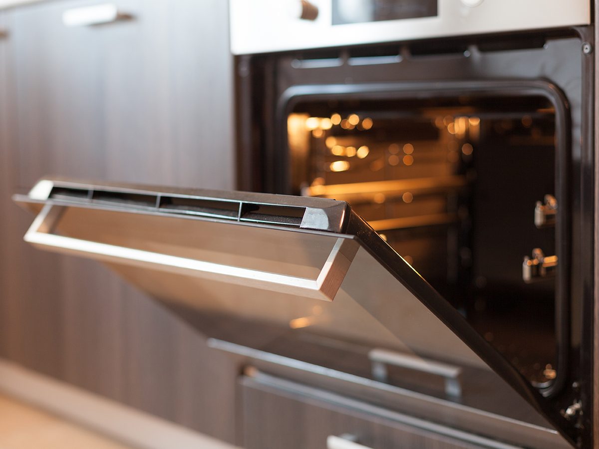 The Ultimate Kitchen Cleaning Guide: A Step-by-Step Approach