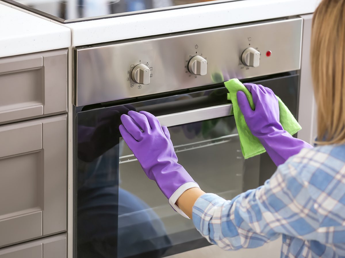 The Ultimate Kitchen Cleaning Guide: A Step-by-Step Approach