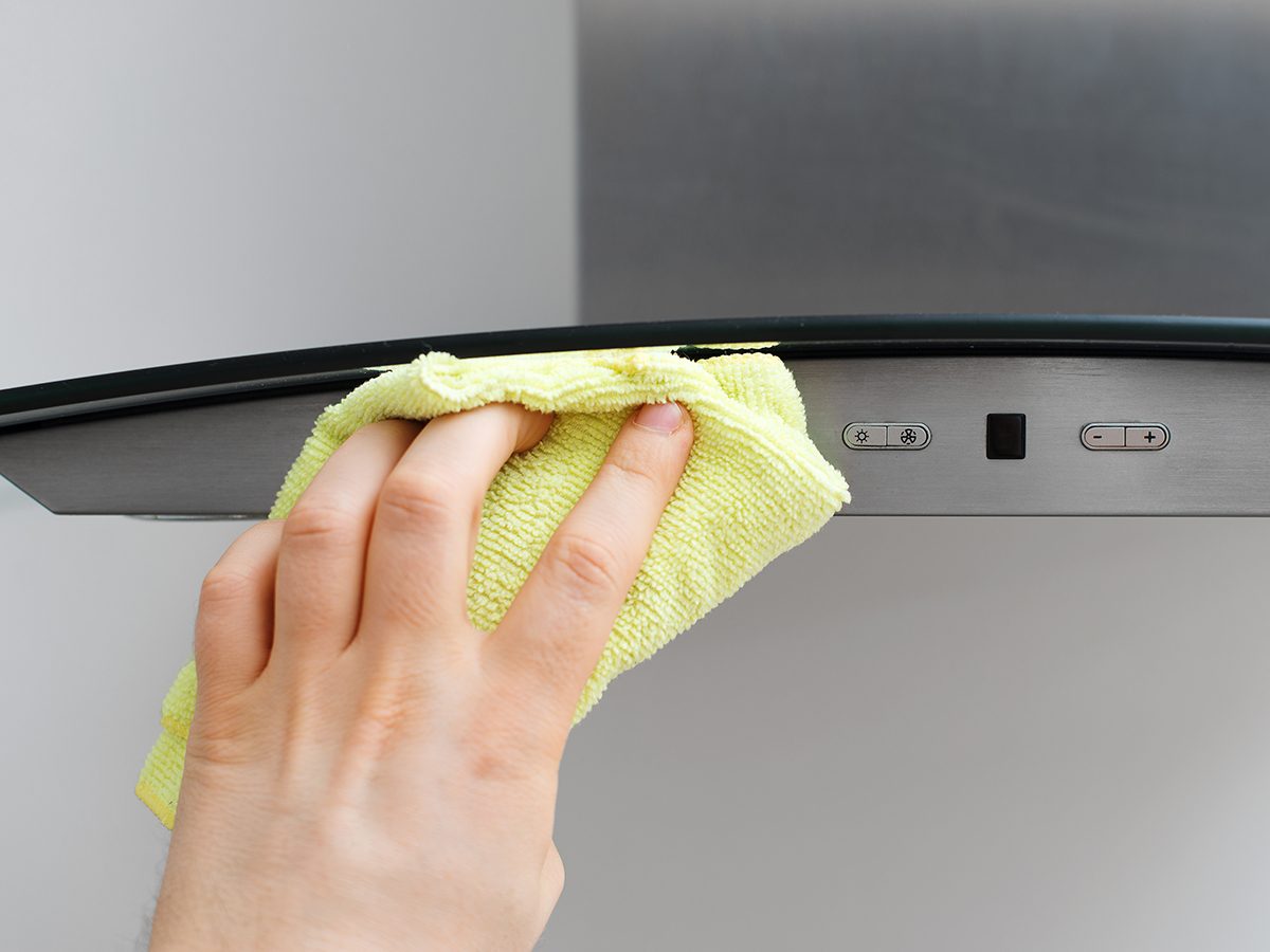 The Ultimate Kitchen Cleaning Guide: A Step-by-Step Approach