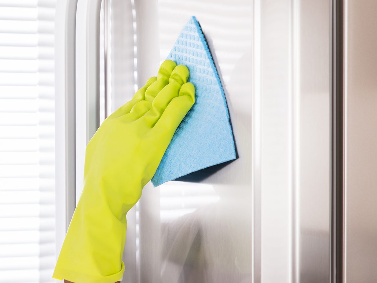 The Ultimate Kitchen Cleaning Guide: A Step-by-Step Approach