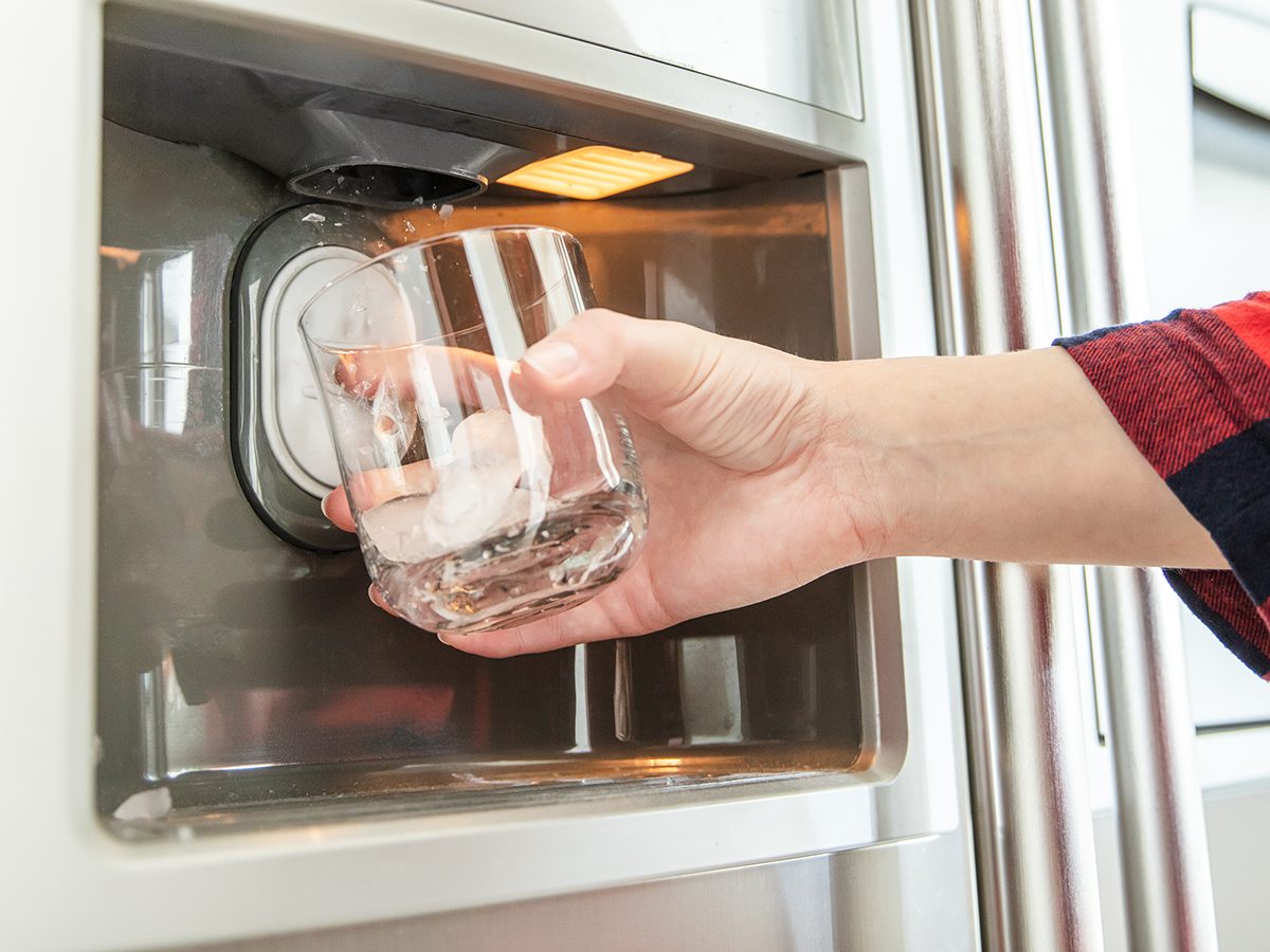 The Ultimate Kitchen Cleaning Guide: A Step-by-Step Approach