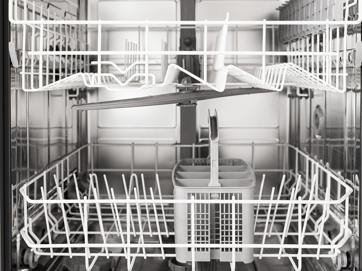 The Ultimate Kitchen Cleaning Guide: A Step-by-Step Approach