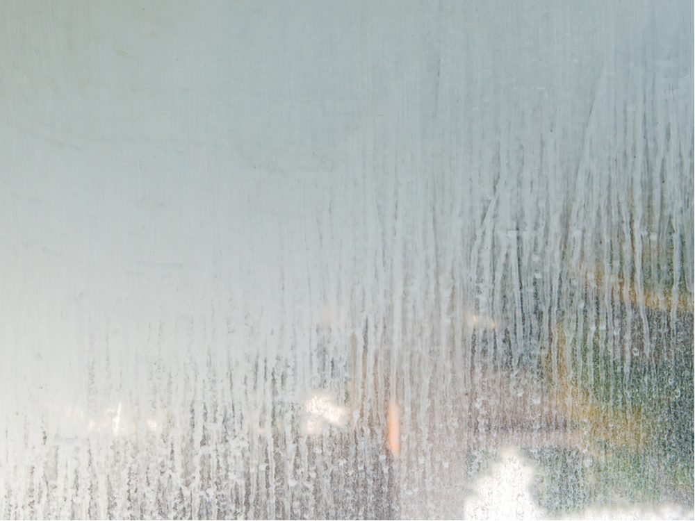 Effective Bathroom Cleaning: Simple Tips & Tricks