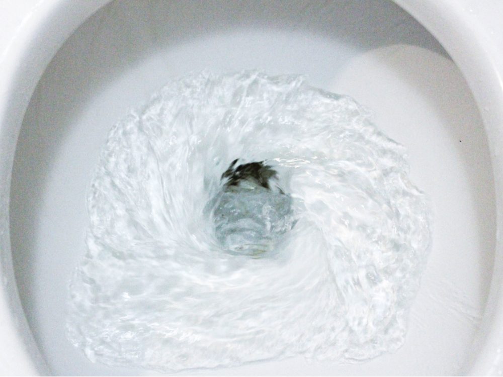 Effective Bathroom Cleaning: Simple Tips & Tricks