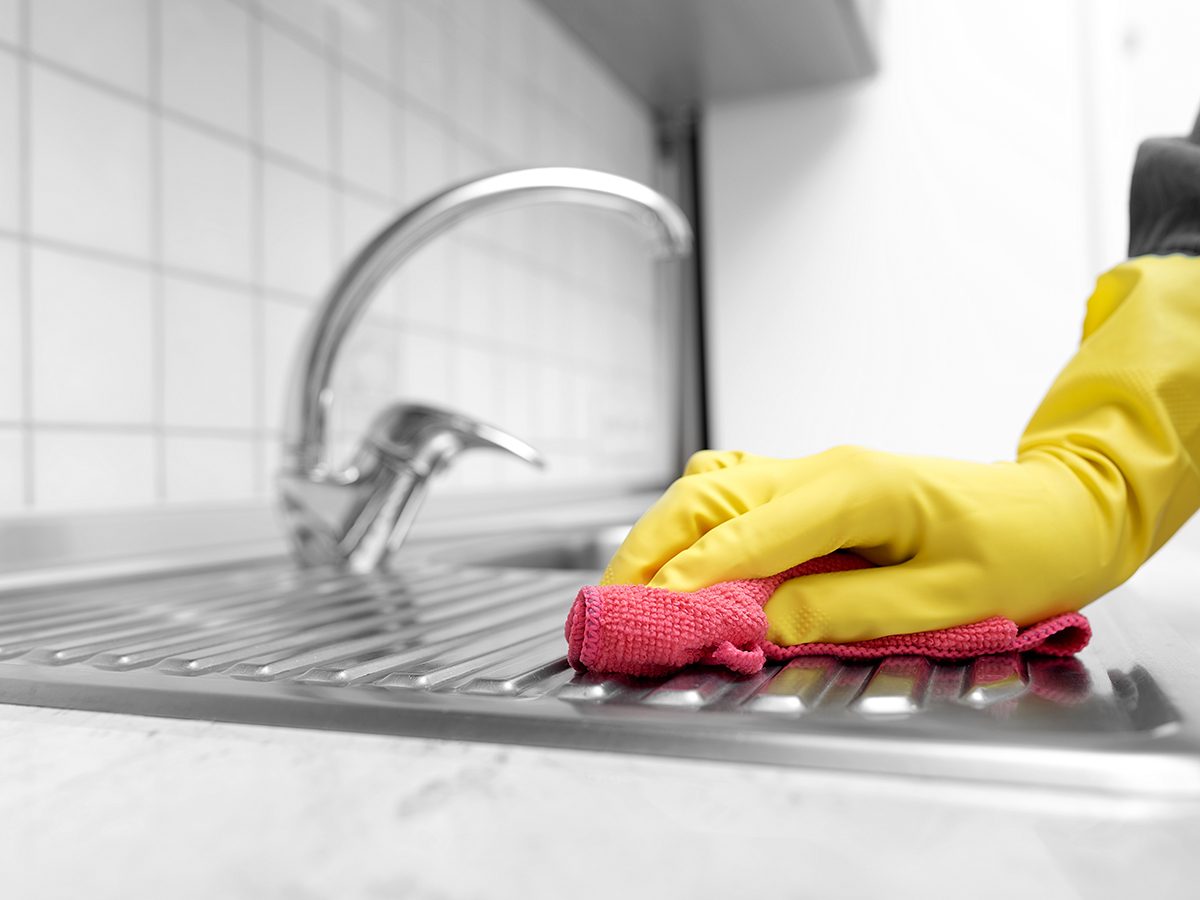 Magic Eraser Mistakes: 10 Things to Avoid (Protect Your Surfaces!)