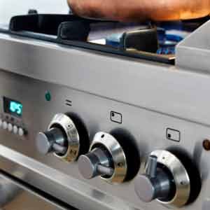 Extend Your Stove s Life: 6 Essential Cleaning & Maintenance Tips