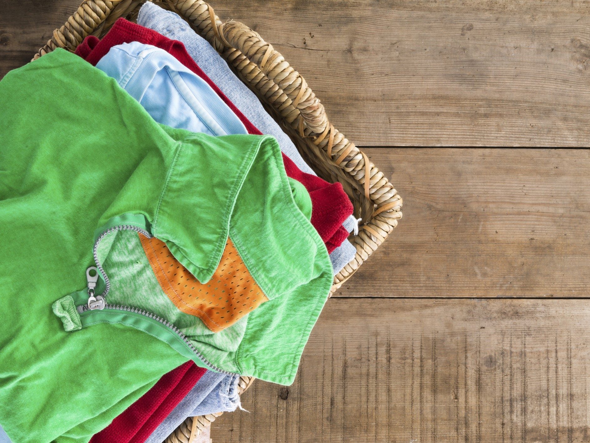 Declutter Your Closet: 14 Expert Tips for a Spacious Wardrobe