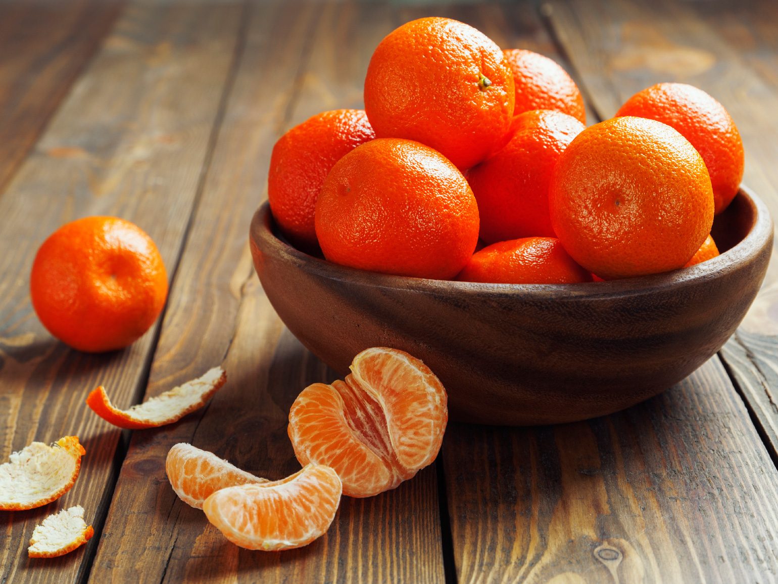Eliminate Kitchen Odors: 9 Effective DIY Solutions