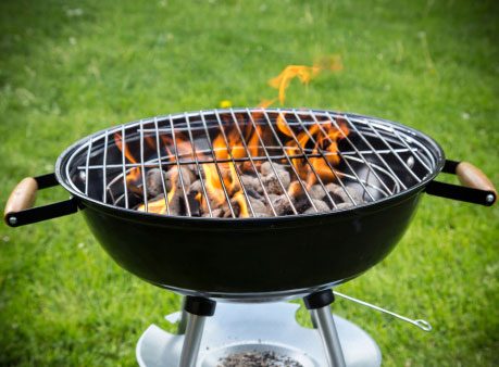 Effortless Grill Cleaning: 4 Simple Methods for a Sparkling BBQ
