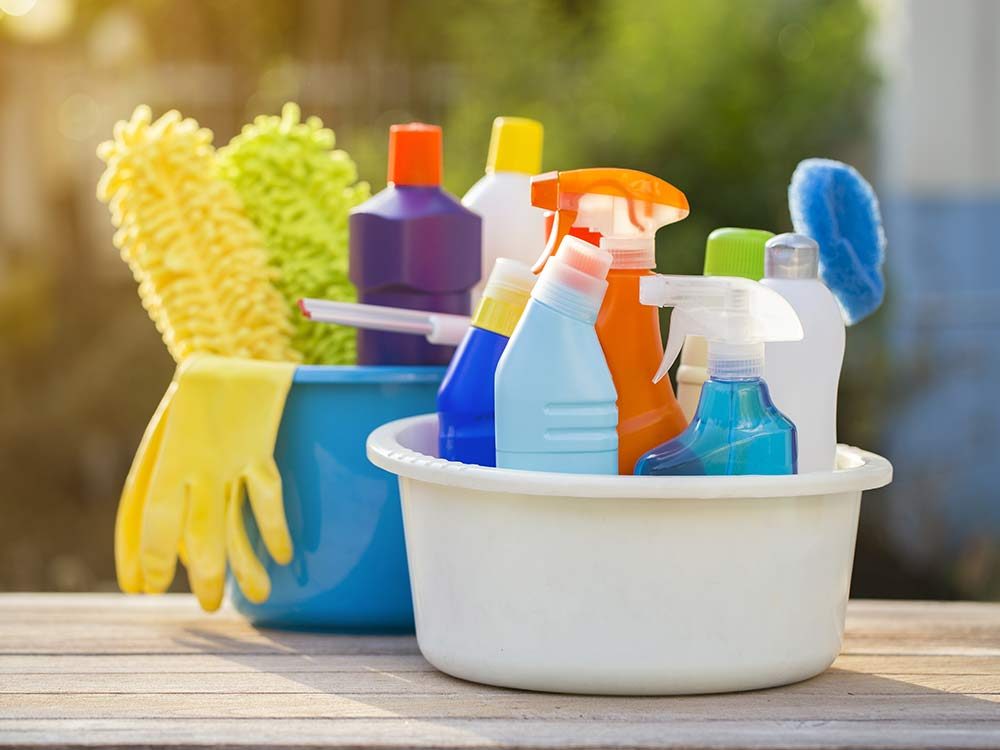 Effortless Cleaning Hacks: Simple Shortcuts for a Sparkling Home