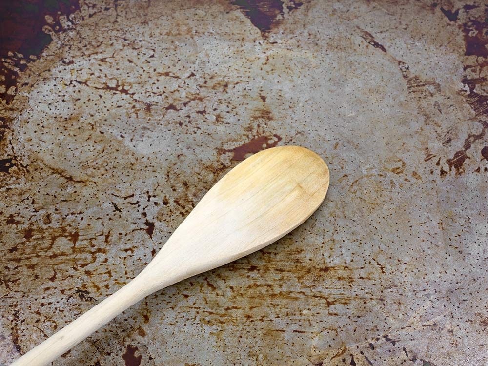 Effortless House Cleaning: 9 Overnight Hacks for a Sparkling Home