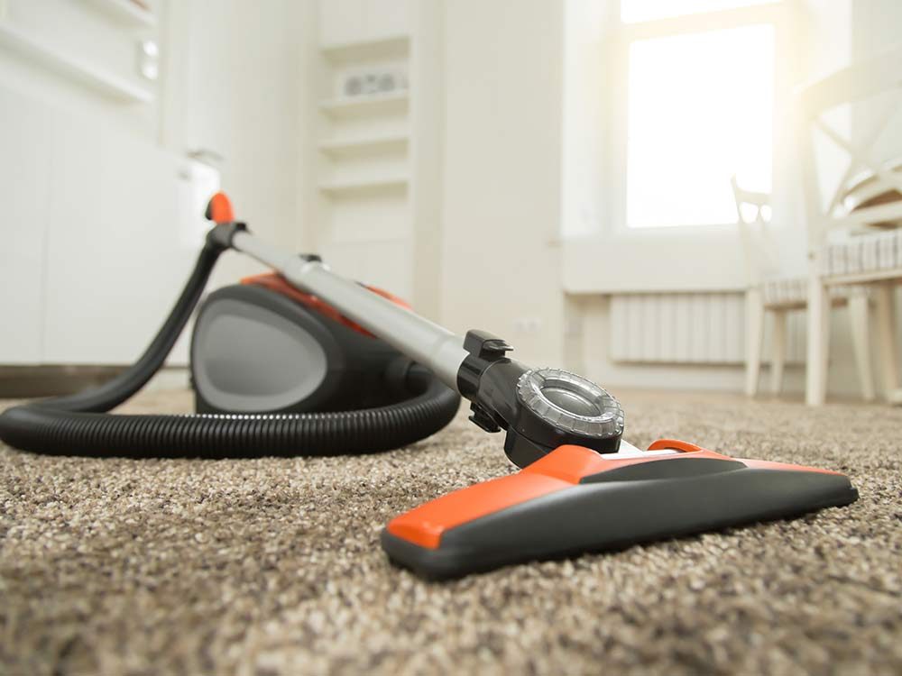 Effortless Spring Cleaning: 8 Simple Tips for a Refreshing Home