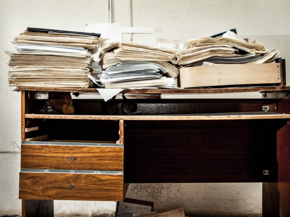 Unlock Creativity: The Unexpected Strengths of Messy People