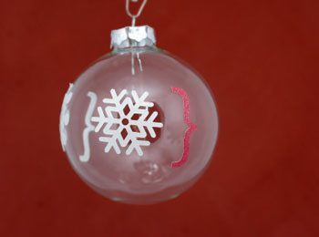 Expert Guide: Safe & Effective Christmas Ornament Cleaning