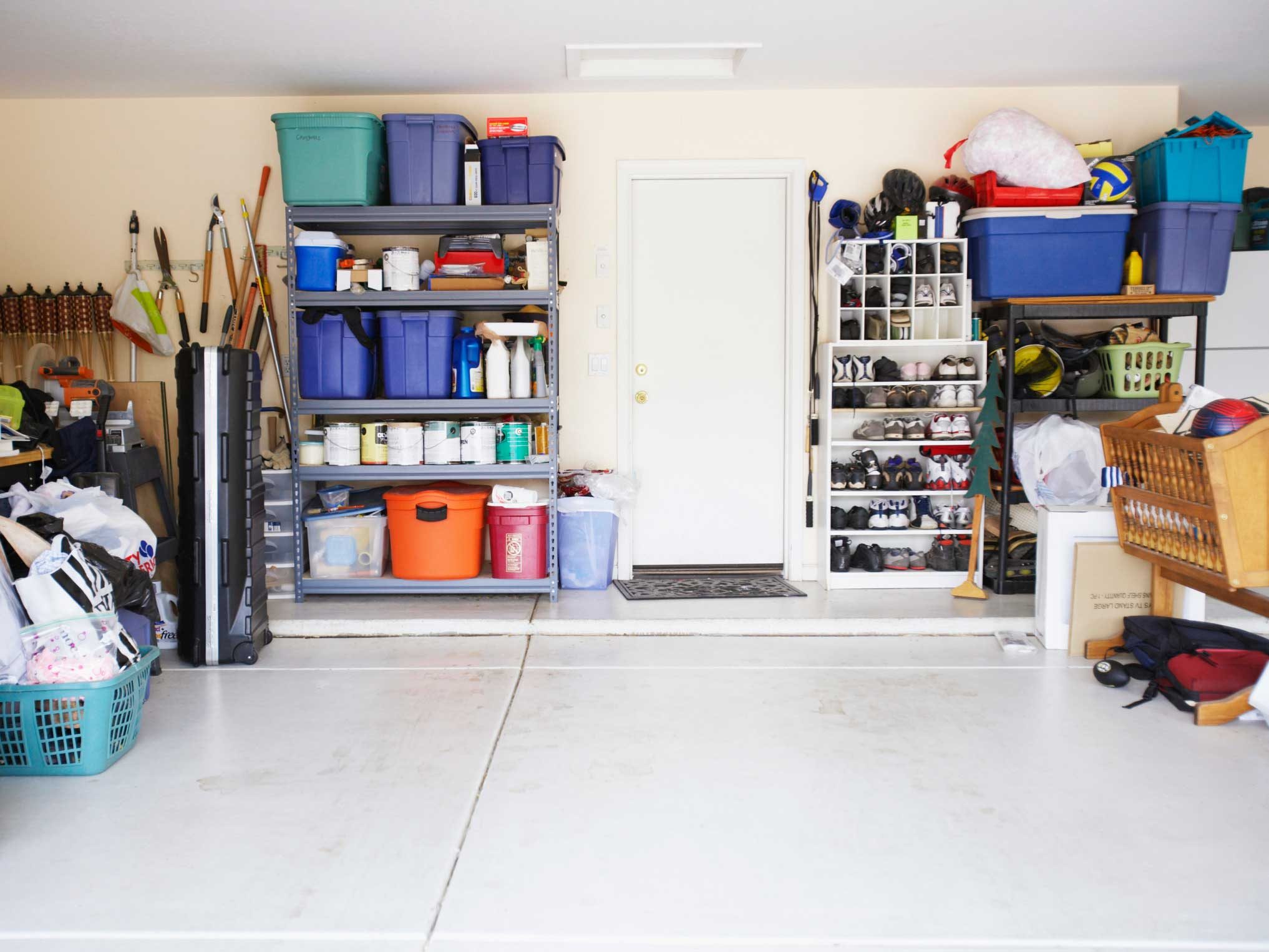 Kitchen Cabinet Organization: Smart Hacks for Efficient Storage
