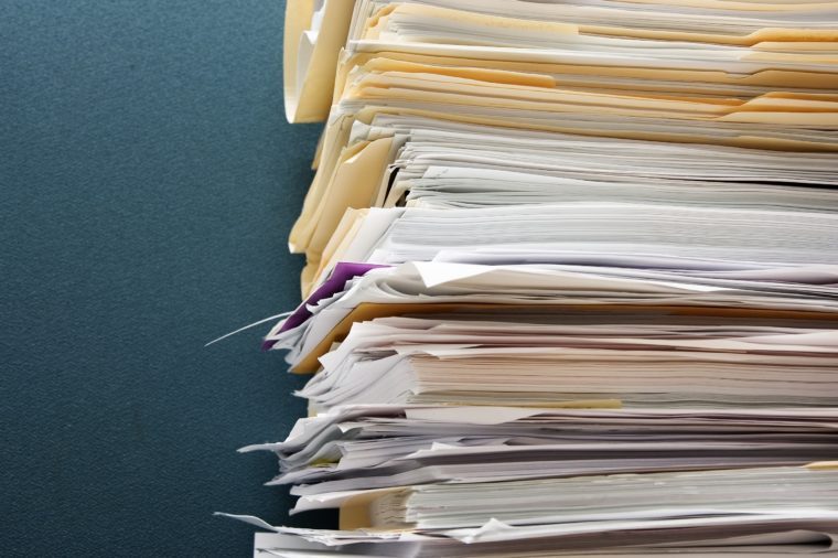 Declutter Like a Pro: 26 Items Professional Organizers Discard