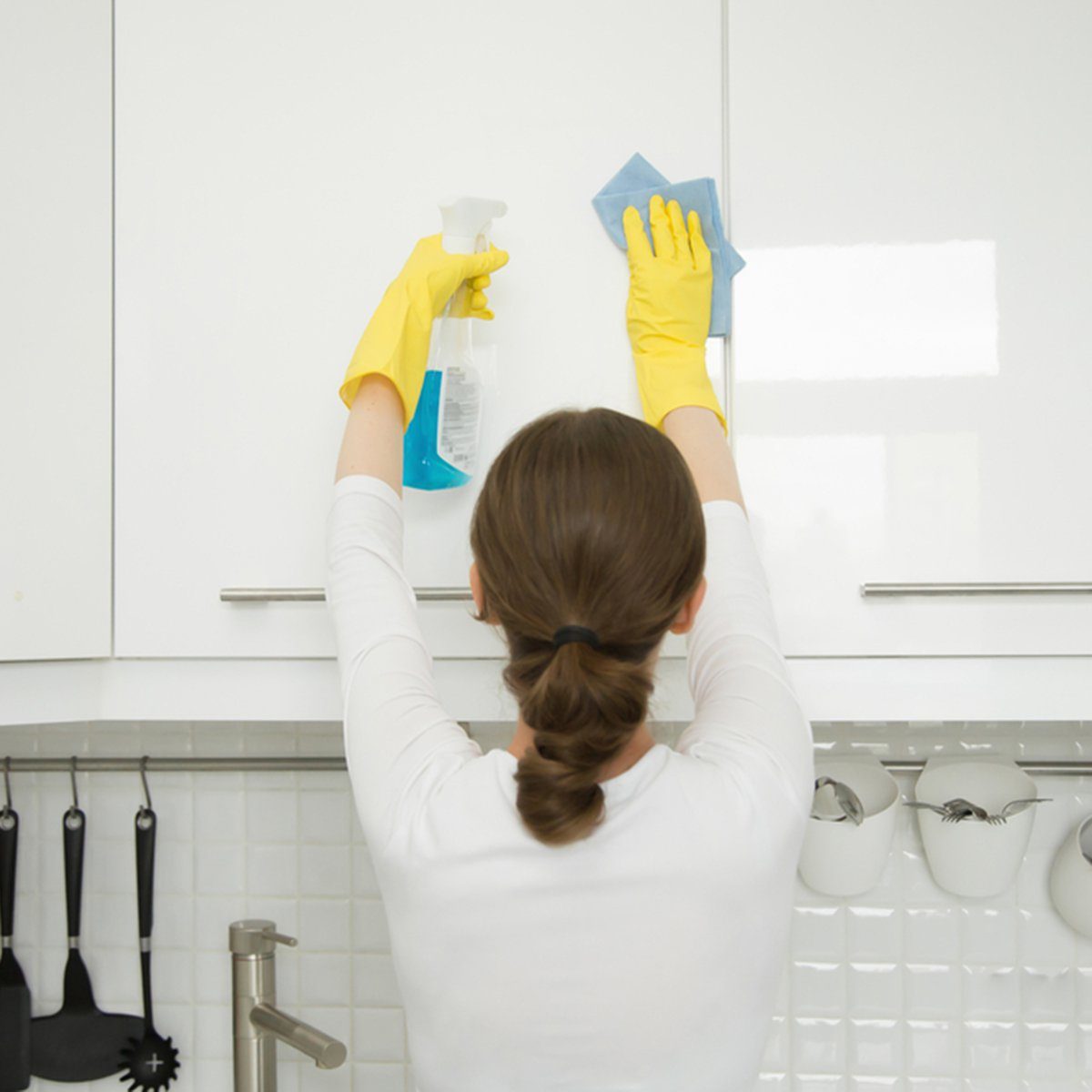 Marie Kondo Kitchen Organization: 10 Steps to a Joyful & Efficient Space