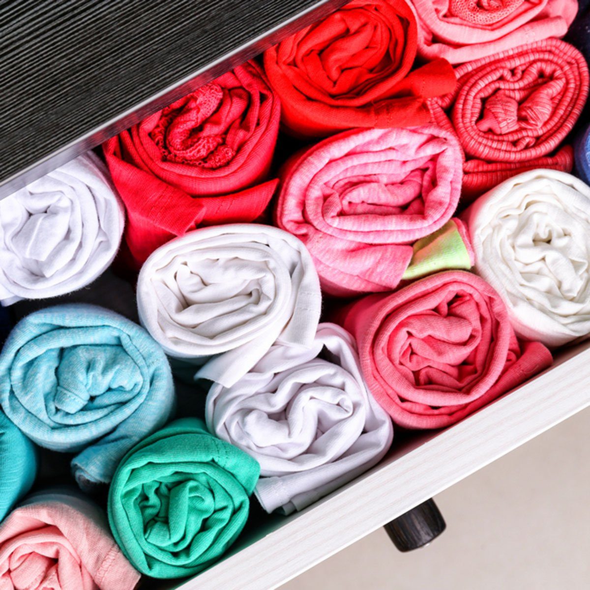 Marie Kondo s Top 10 Organization Tips for a Clutter-Free Life