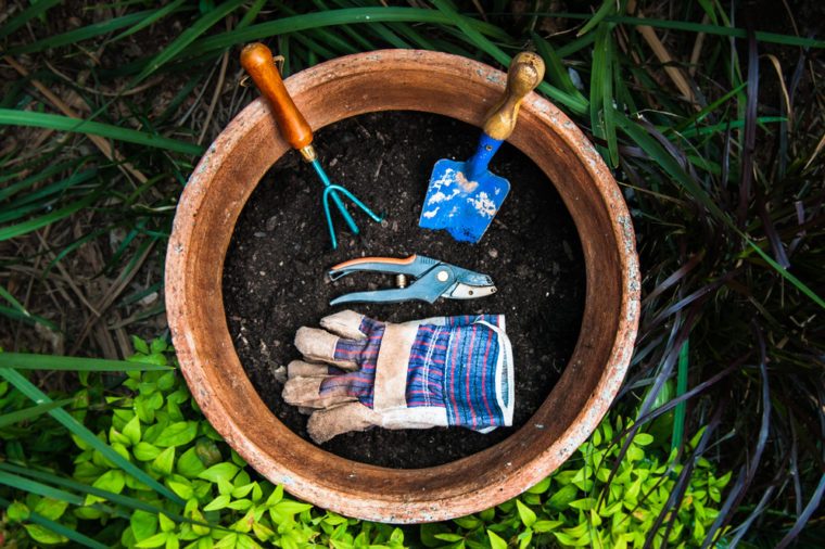 DIY Cleaning Recipes: 12 Effective & Natural Household Cleaners