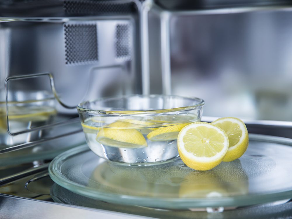 Expert Kitchen Cleaning Guide: 11 Simple Steps for a Sparkling Kitchen