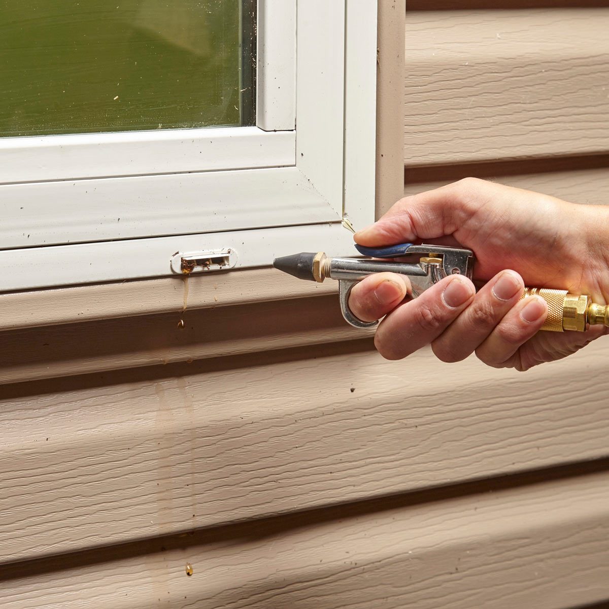 Essential Home Maintenance Tasks Every Homeowner Should Do