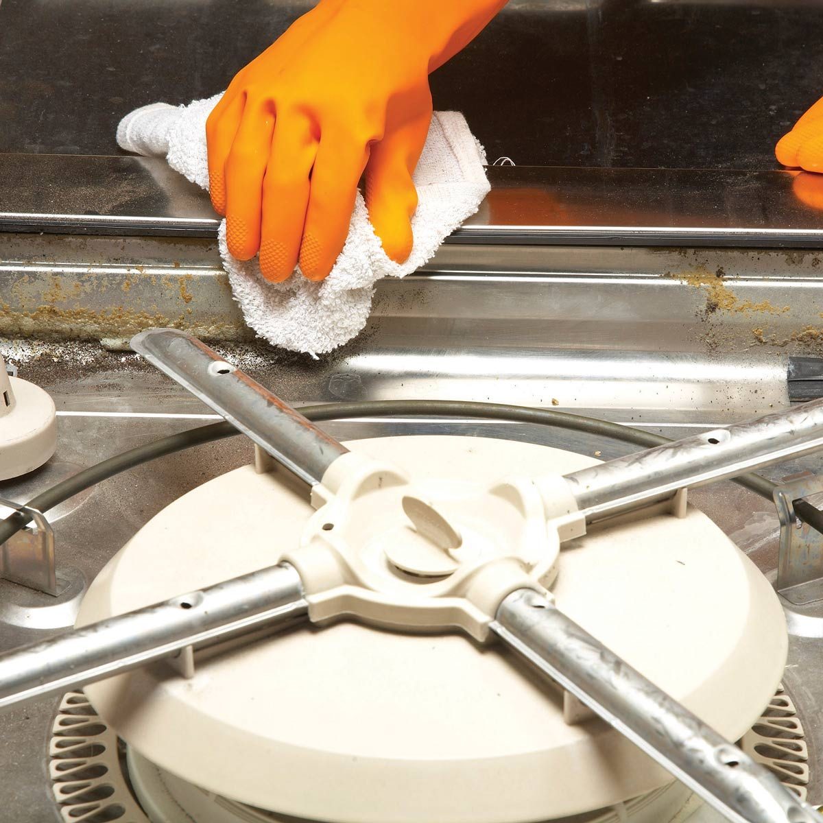 Monthly Home Cleaning Checklist: 19 Essential Tasks