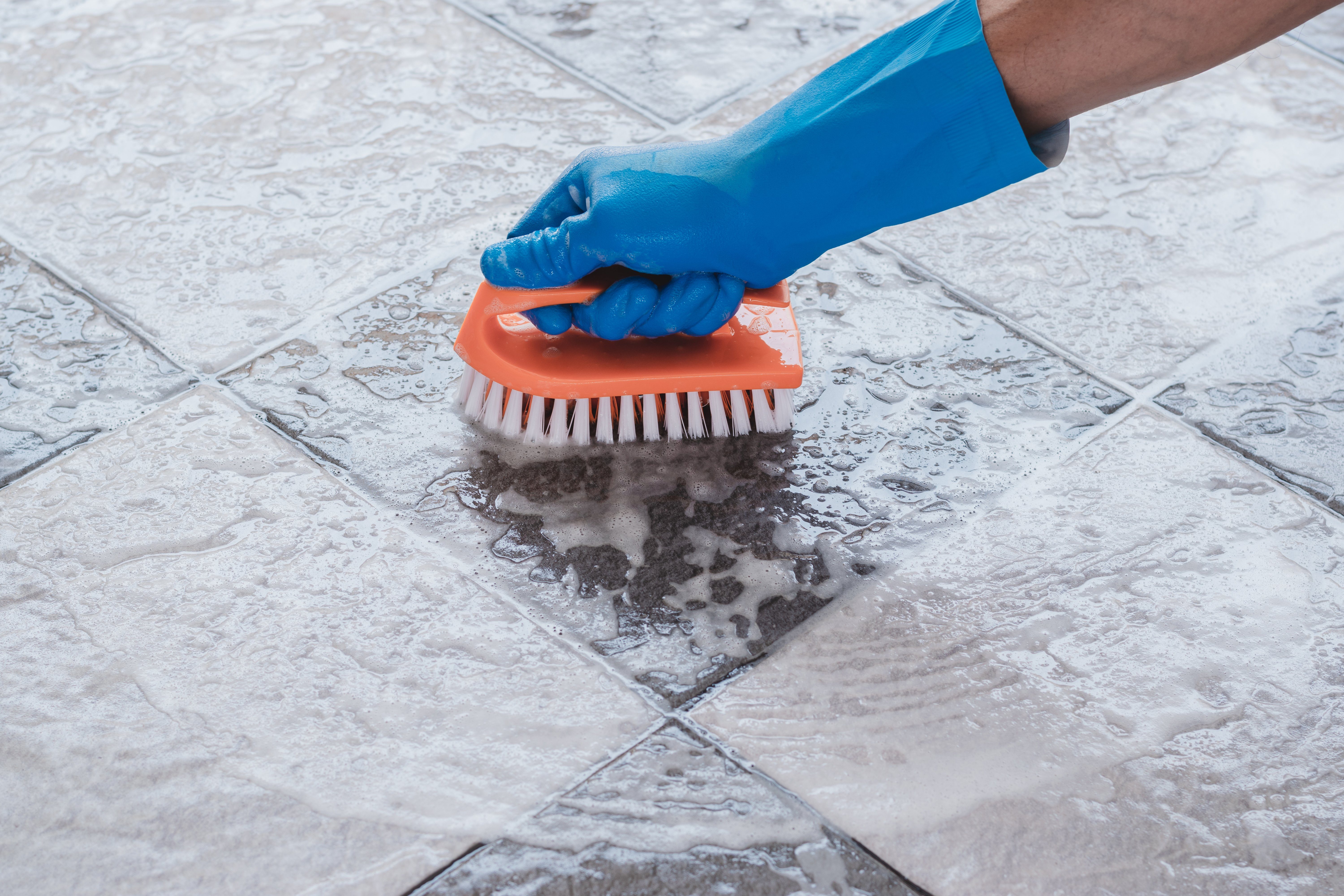 Disinfecting 101: 14 Common Mistakes & How to Clean Effectively