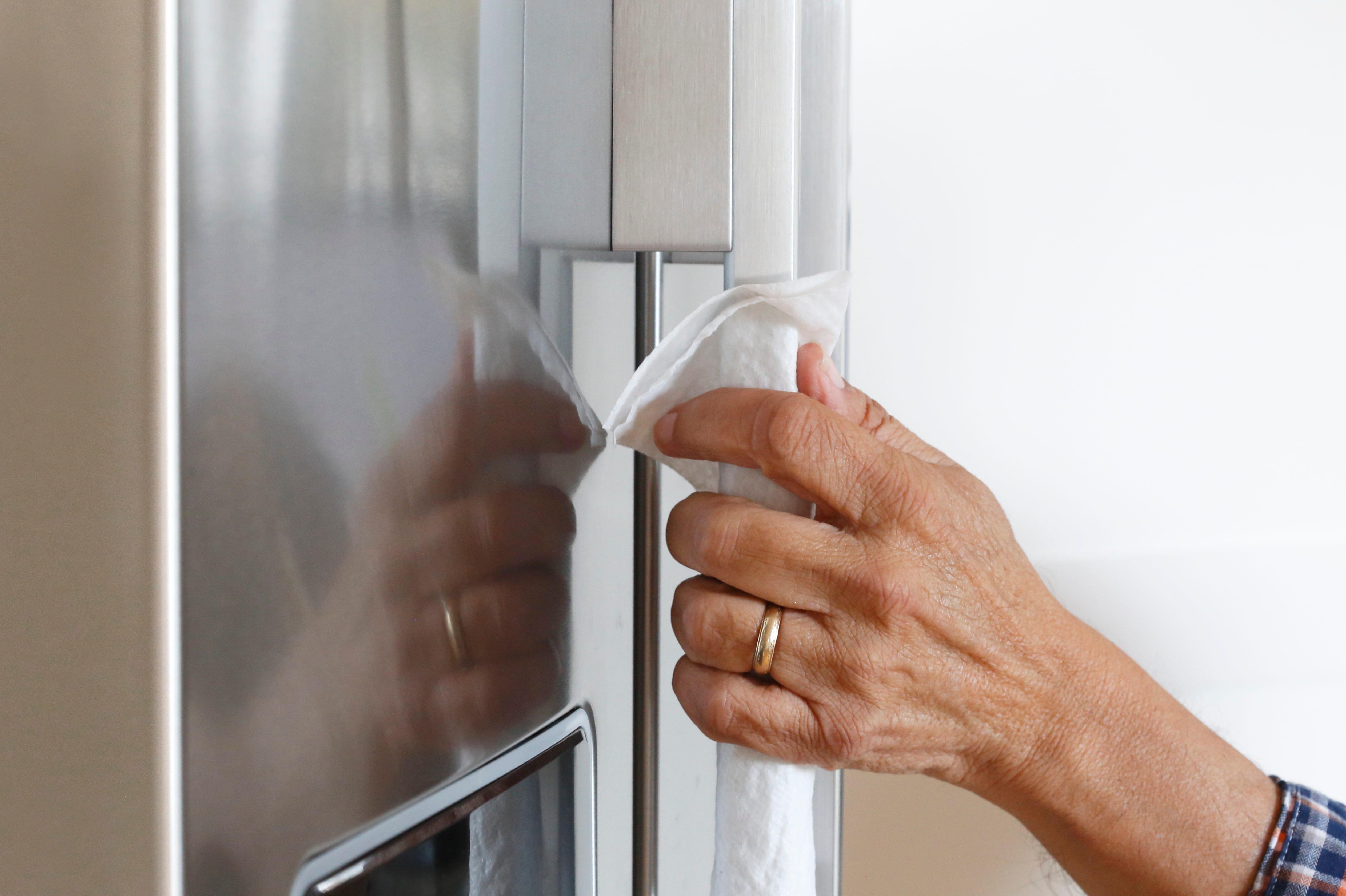 Antibacterial Wipes: 10 Common Mistakes That Hinder Cleanliness
