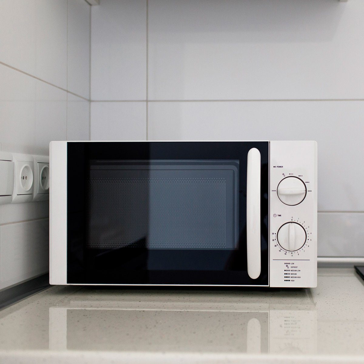 Vintage House Cleaning Hacks: 35 Time-Tested Tips