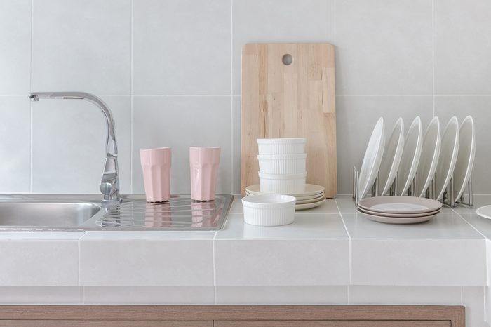 Declutter & Organize: 13 Habits of People with Spotless Homes