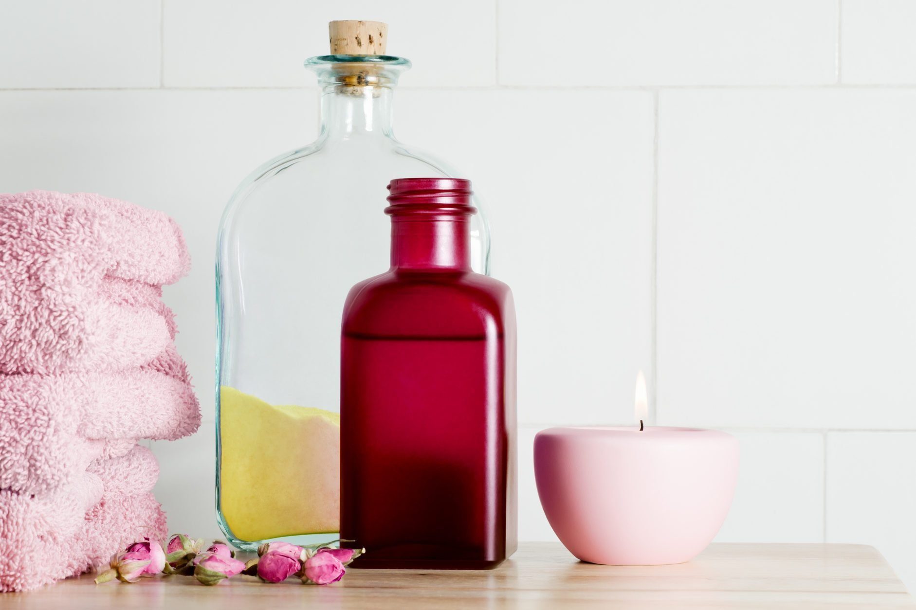 Quick Bathroom Cleaning: 5-Minute Refresh & Organization Tips
