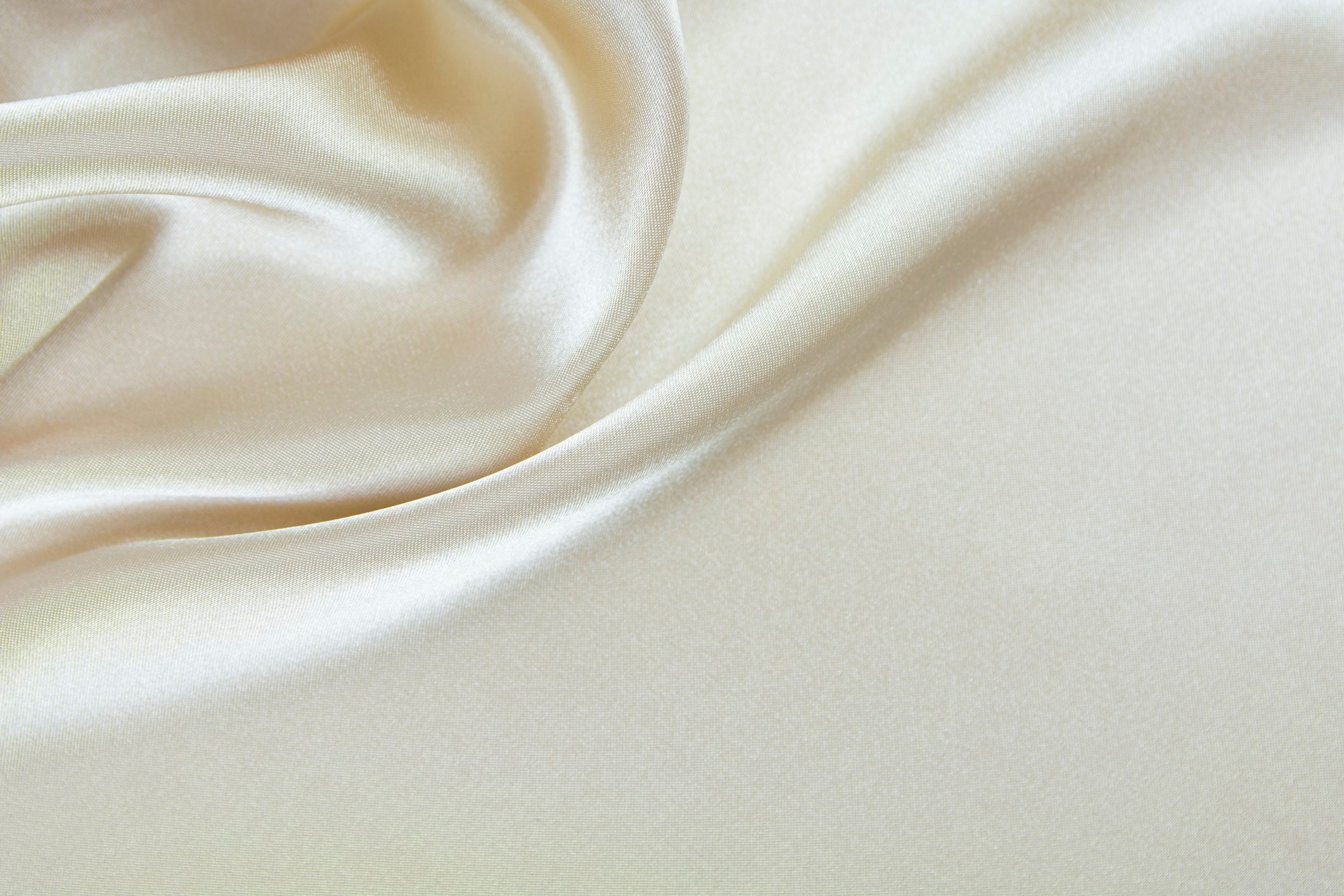 Avoid Water Damage: 14 Things You Shouldn t Clean With Water