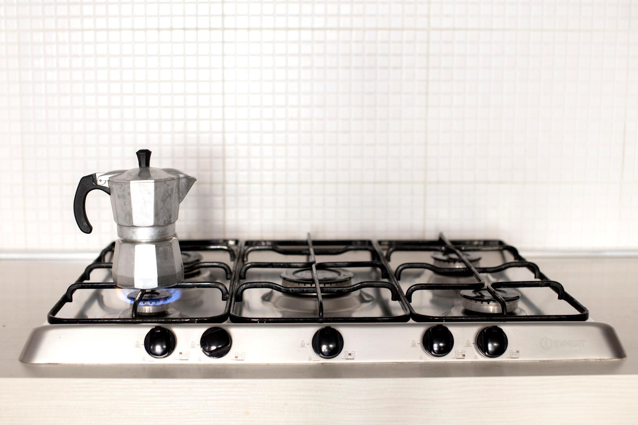 Avoid Water Damage: 14 Things You Shouldn t Clean With Water