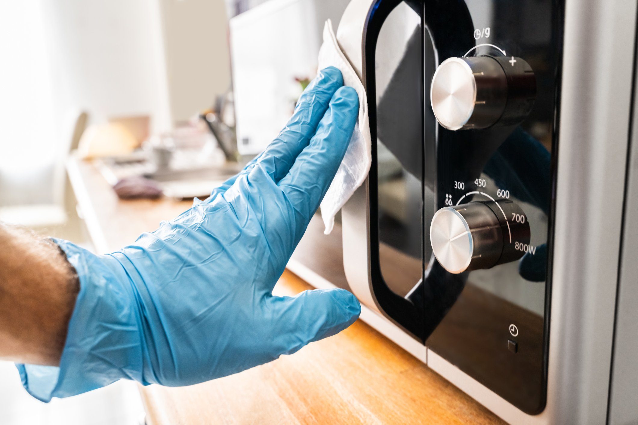 Daily Cleaning Checklist: 9 Habits for a Healthier Home