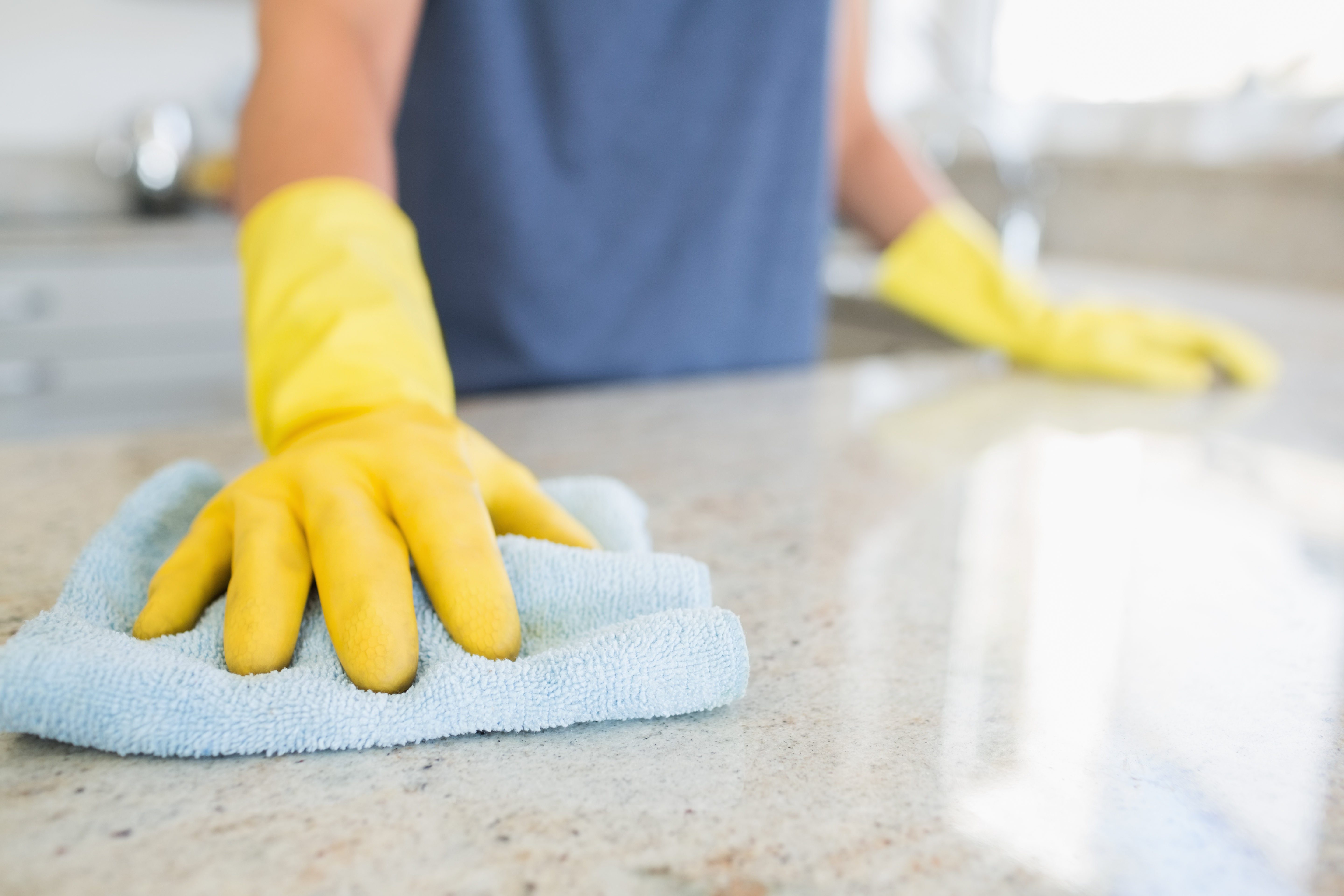 Daily Cleaning Checklist: 9 Habits for a Healthier Home