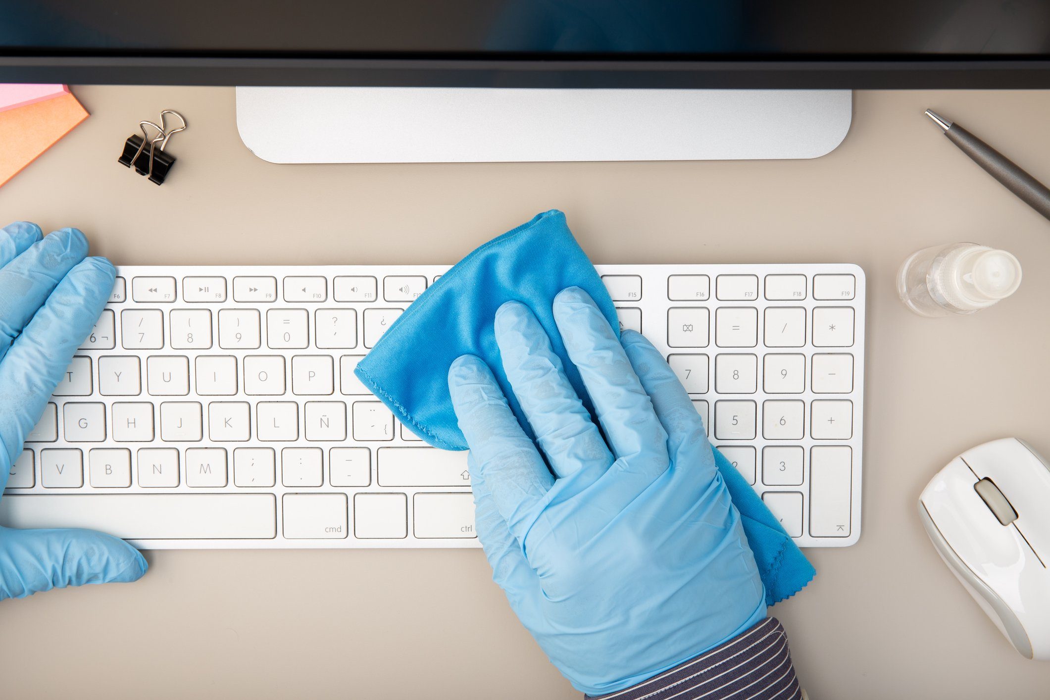 Daily Cleaning Checklist: 9 Habits for a Healthier Home
