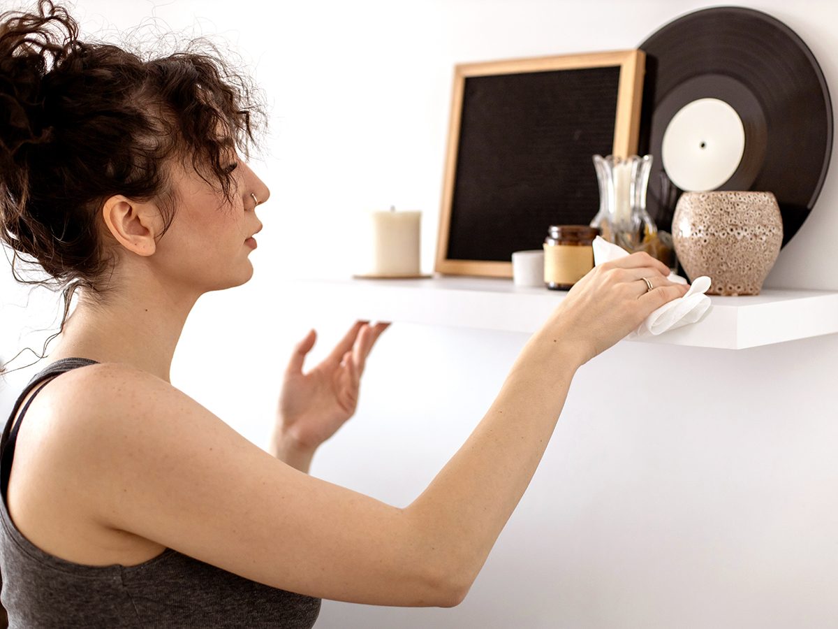Daily Habits of Professional Cleaners: Achieve a Spotless Home